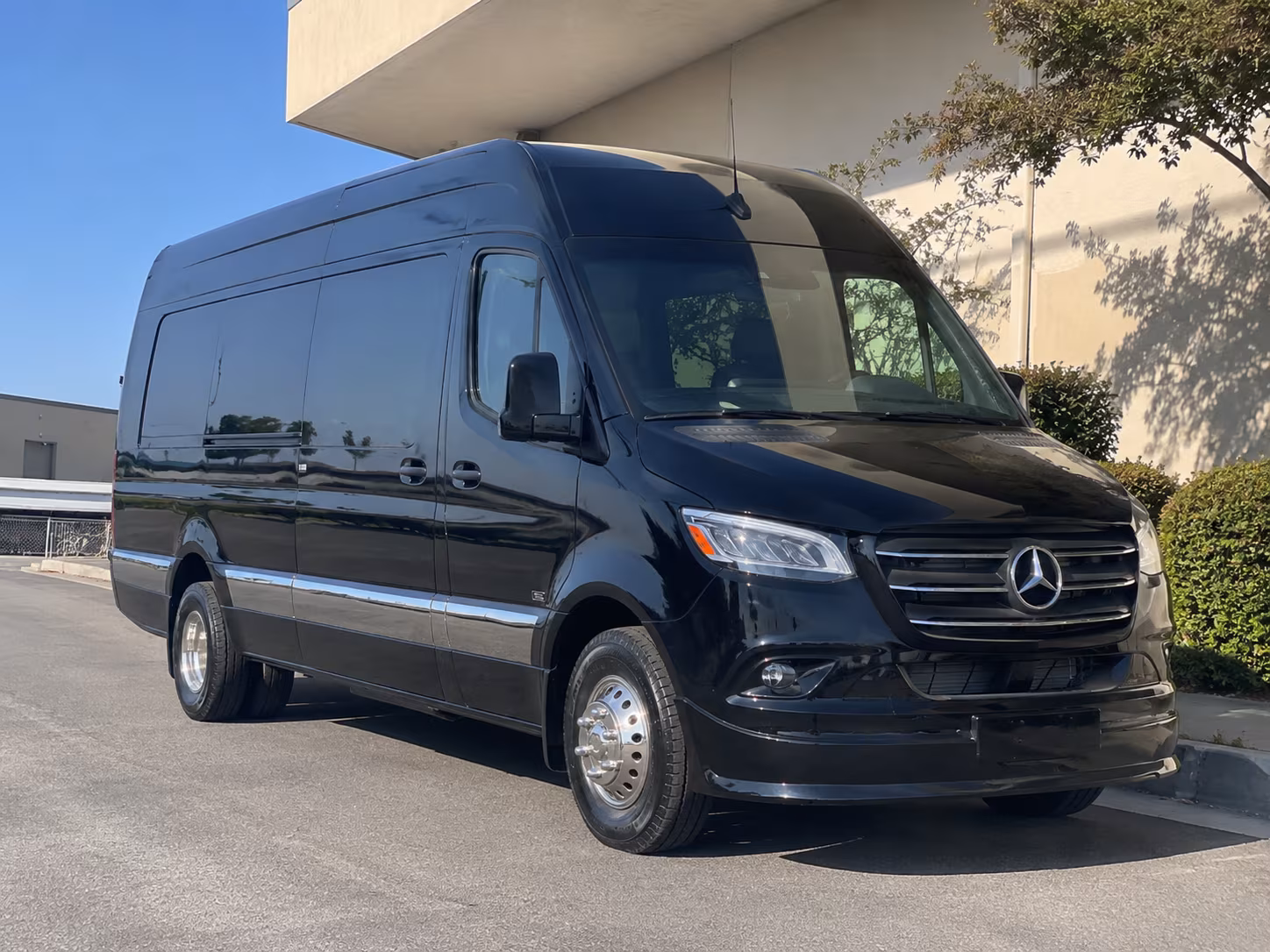 bus rental options for sterling heights trips