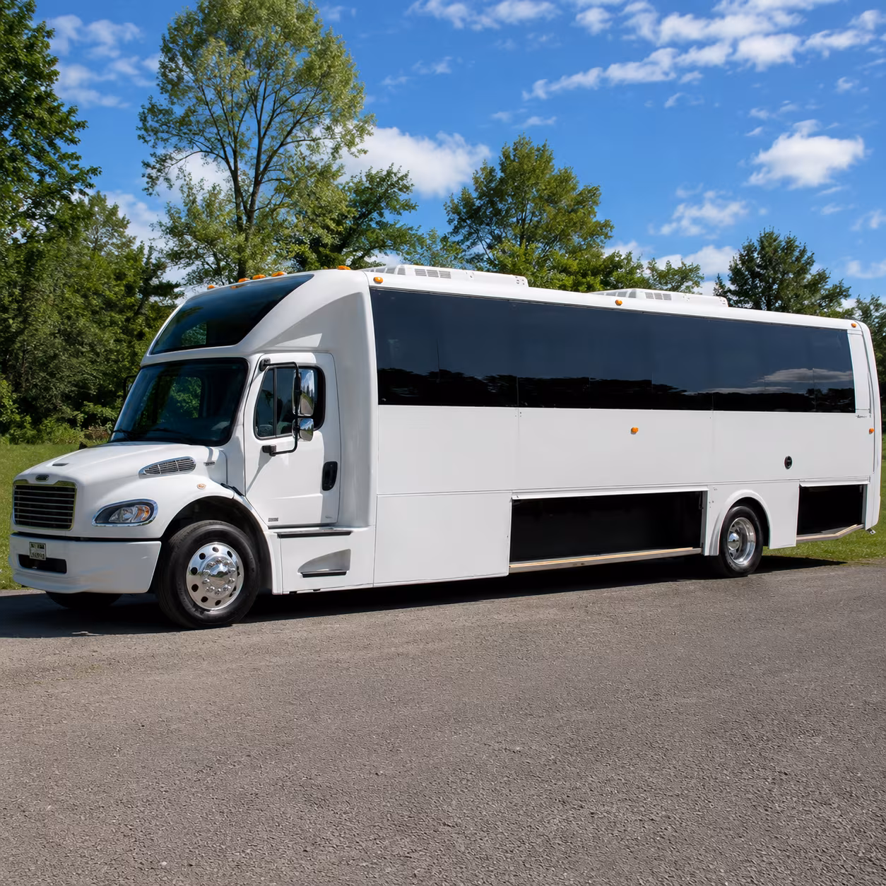 party buses for bachelorette wine tours around sterling heights and macomb county