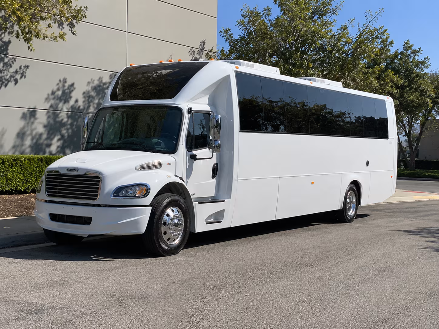 party buses for sterling heights bachelorette bar crawls on hall road